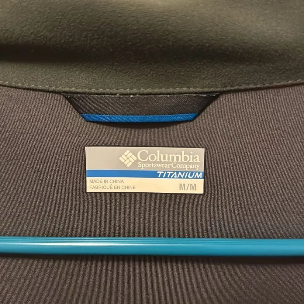 Columbia Jacket - Picture 3 of 9